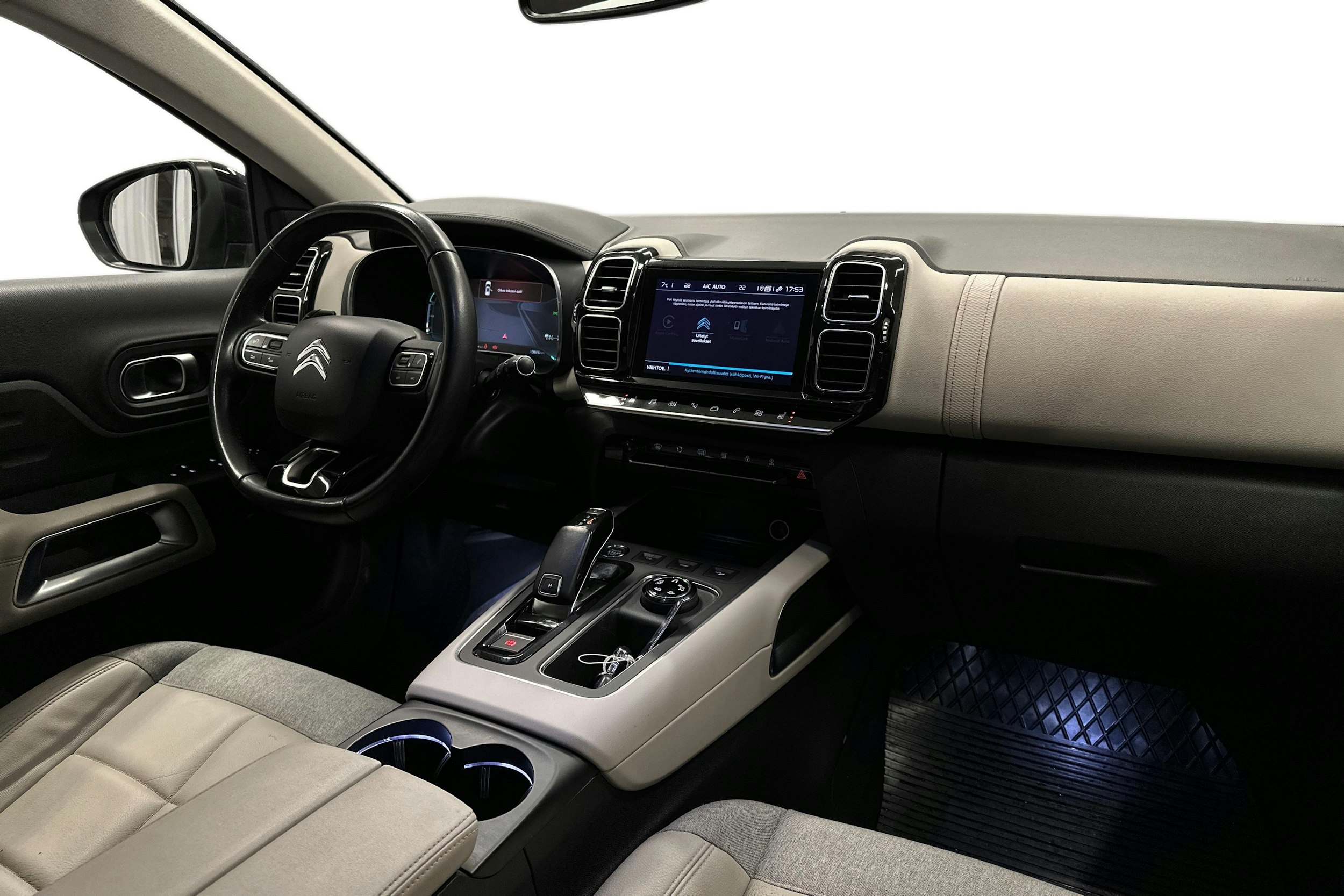 harmaa Citroën C5 Aircross 2019 kuva 9.