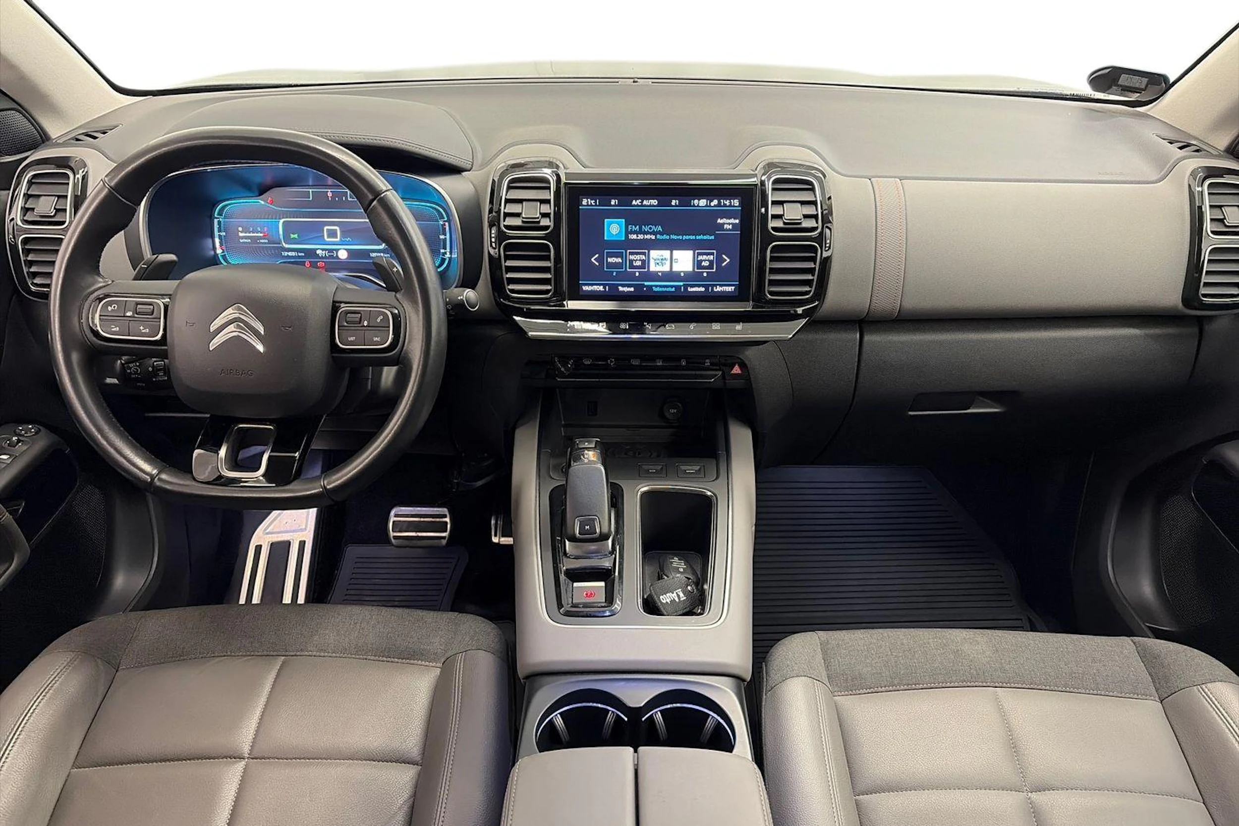 harmaa Citroën C5 Aircross 2019 kuva 7.