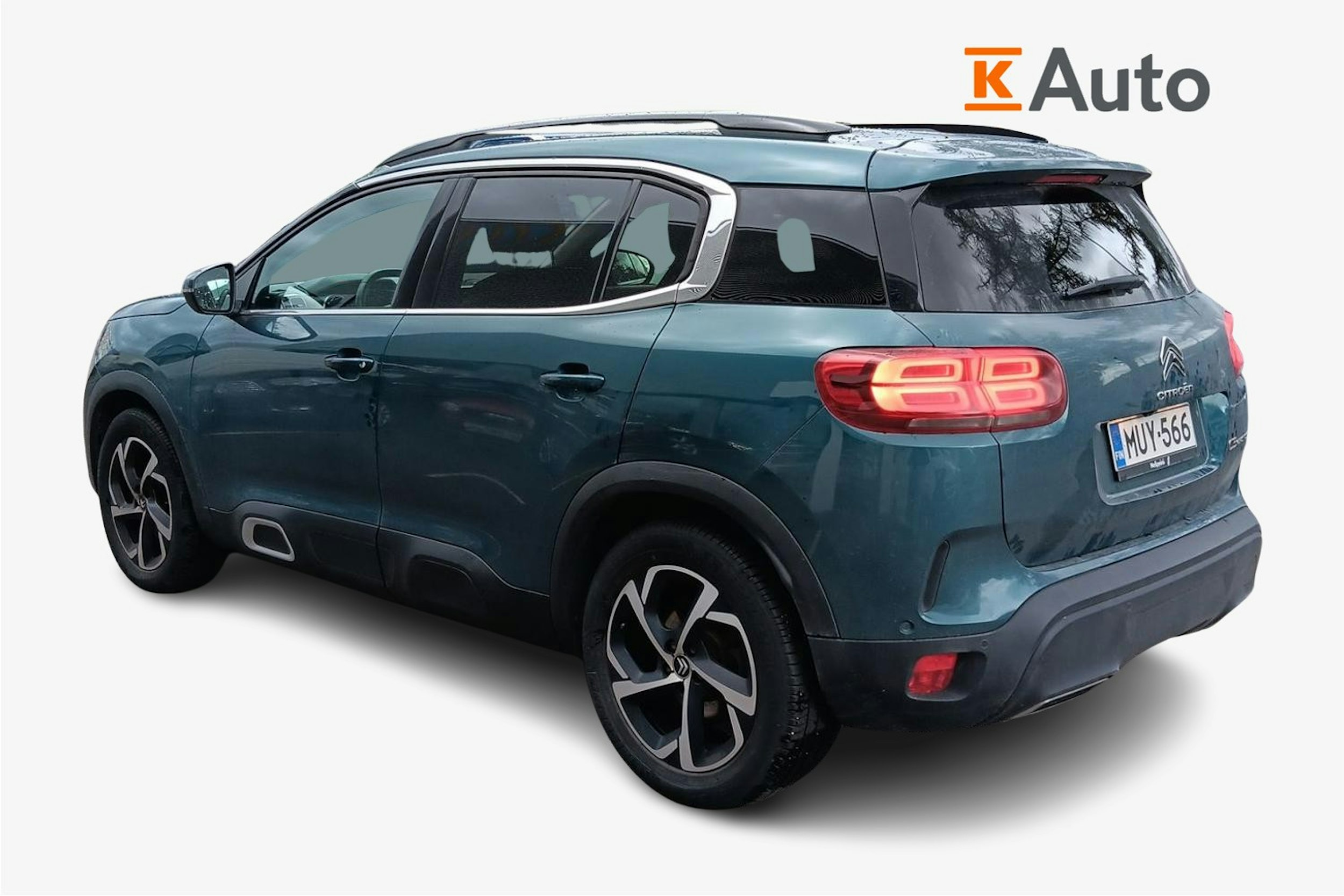 Valkoinen Citroën C5 Aircross 2019 kuva 2.