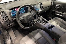 Valkoinen Citroën C5 Aircross 2019 kuva 6.