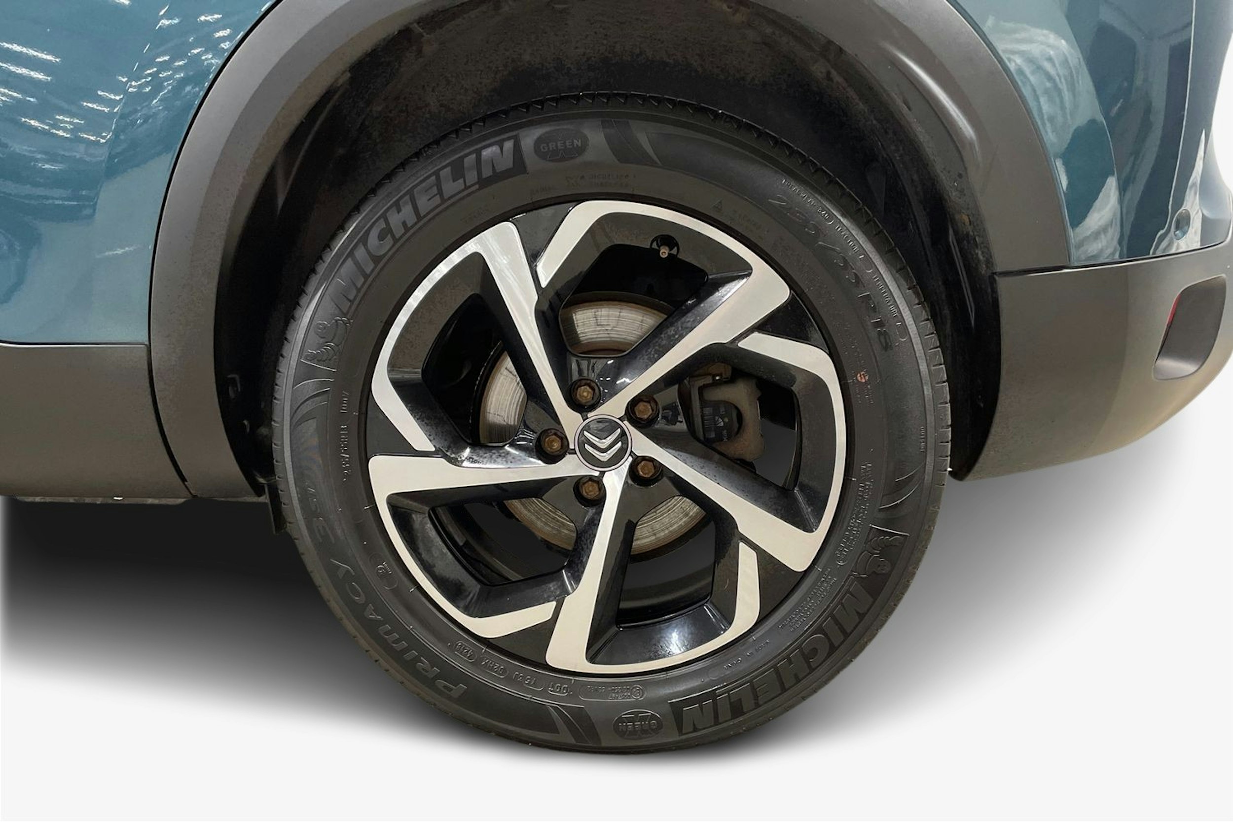 Valkoinen Citroën C5 Aircross 2019 kuva 9.