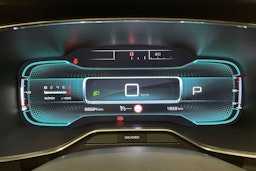 Valkoinen Citroën C5 Aircross 2019 kuva 13.