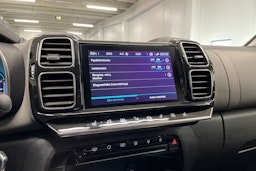 Valkoinen Citroën C5 Aircross 2019 kuva 15.