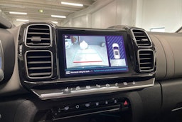 Valkoinen Citroën C5 Aircross 2019 kuva 16.