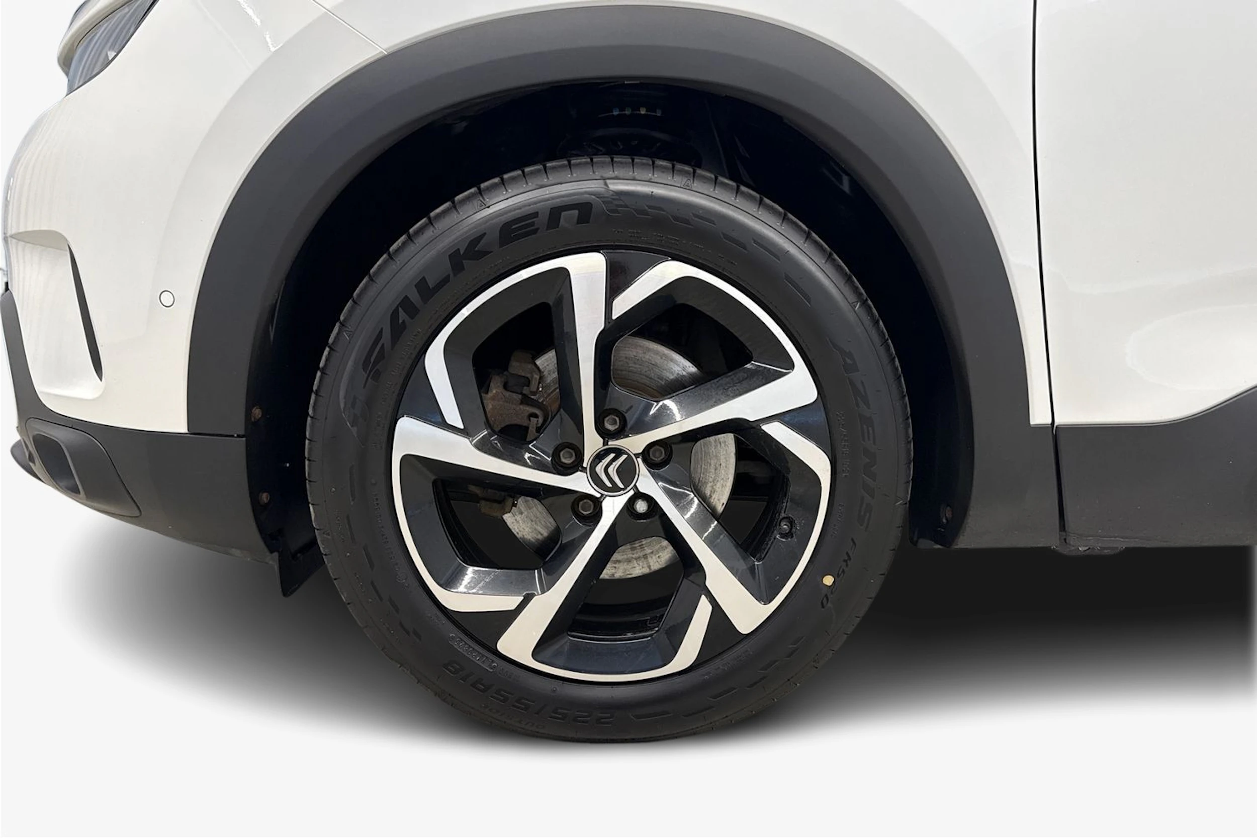 musta Citroën C5 Aircross 2020 kuva 9.
