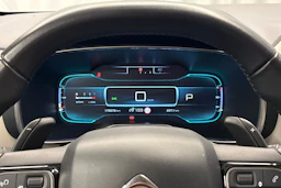 musta Citroën C5 Aircross 2020 kuva 16.