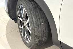 musta Citroën C5 Aircross 2020 kuva 10.