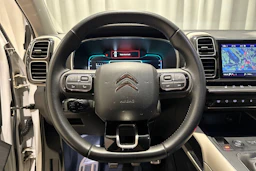 musta Citroën C5 Aircross 2020 kuva 16.