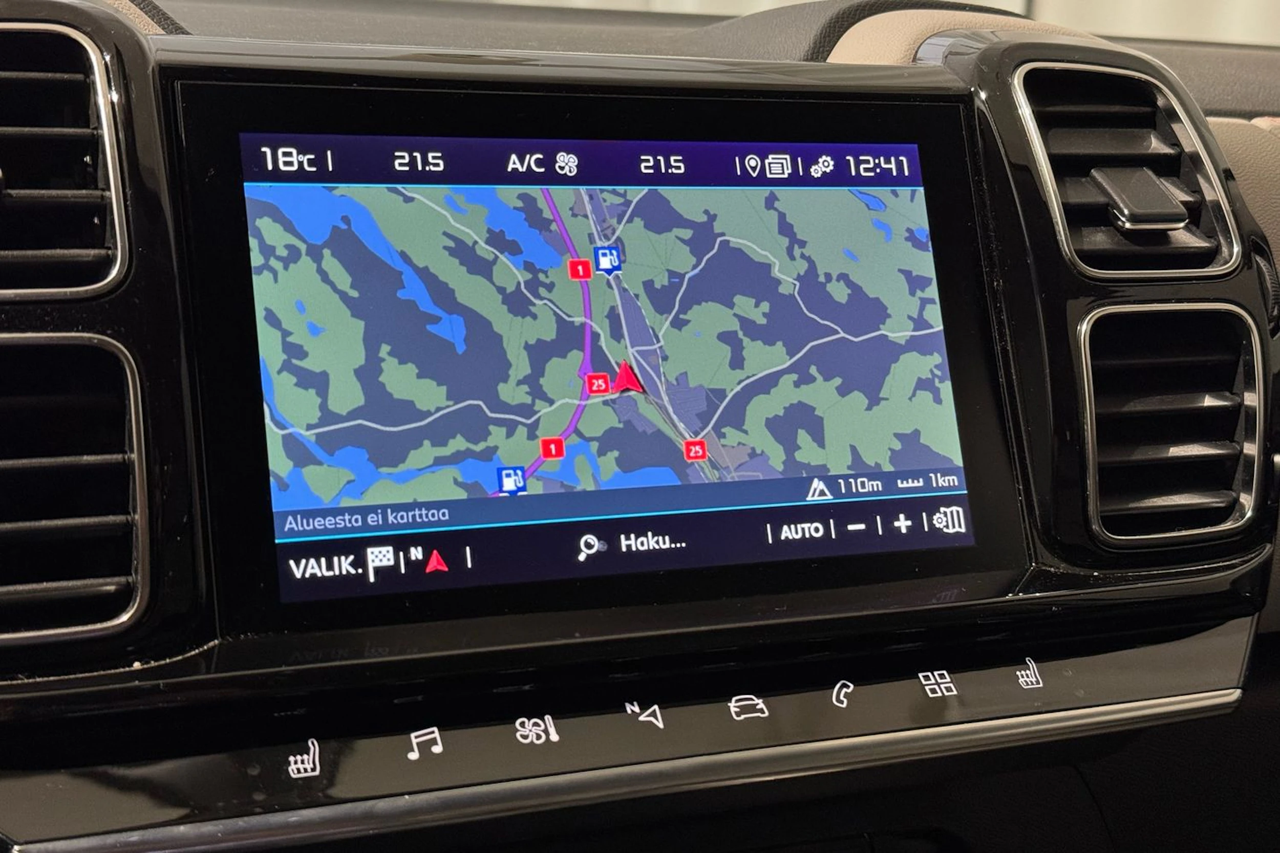 musta Citroën C5 Aircross 2020 kuva 18.