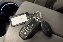harmaa Citroën C5 Aircross 2020 kuva 28.