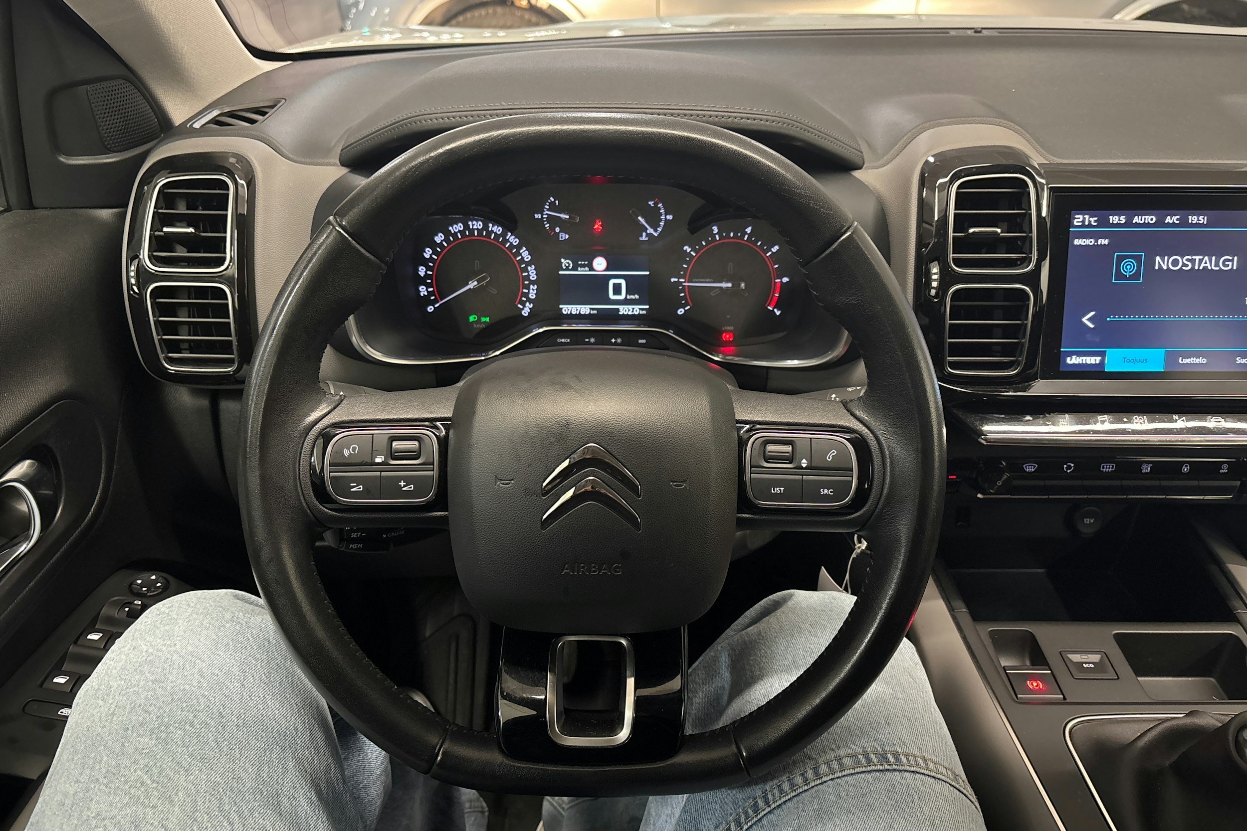 valkoinen Citroën C5 Aircross 2020 kuva 15.