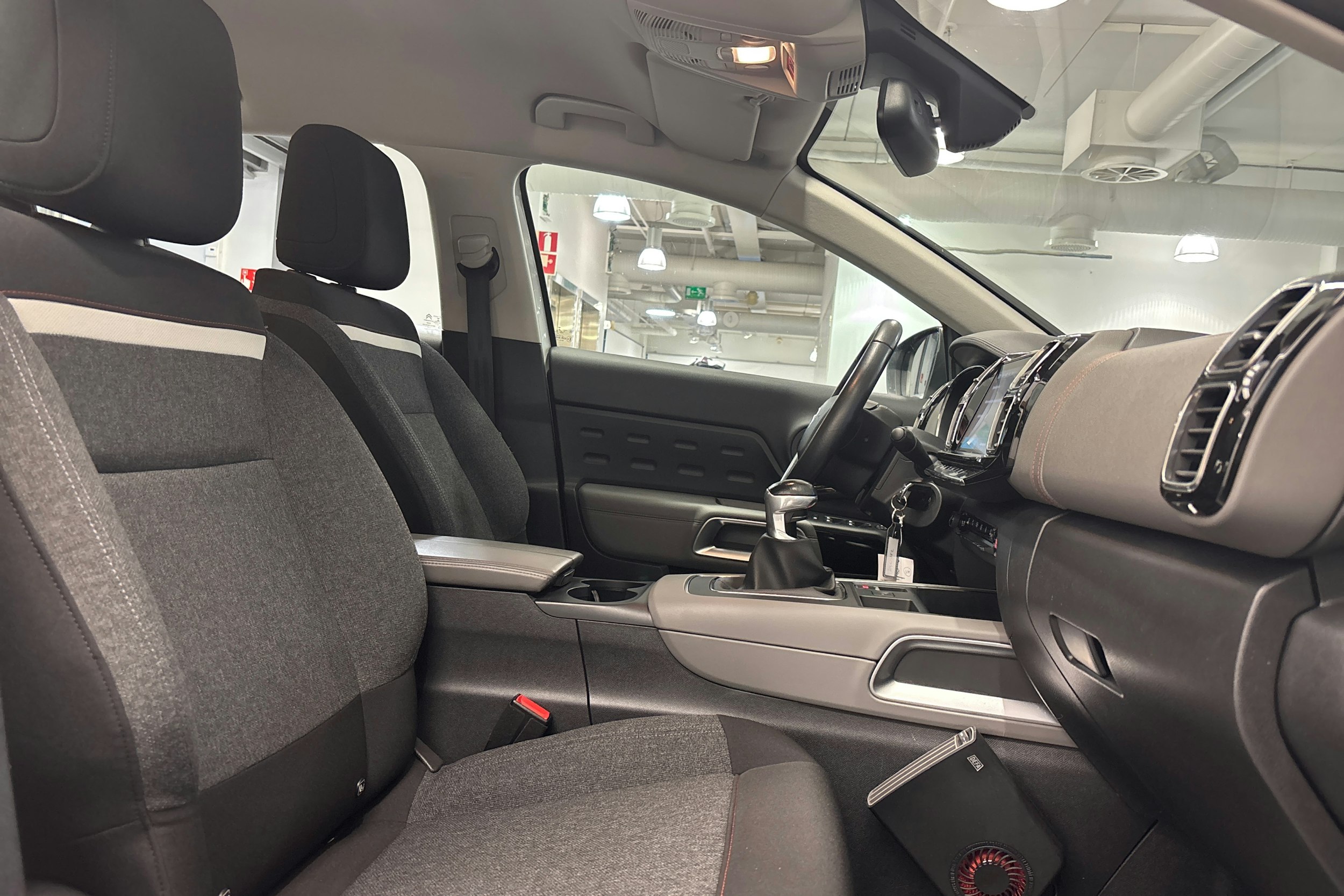 valkoinen Citroën C5 Aircross 2020 kuva 21.