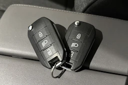 musta Citroën C5 Aircross 2020 kuva 21.