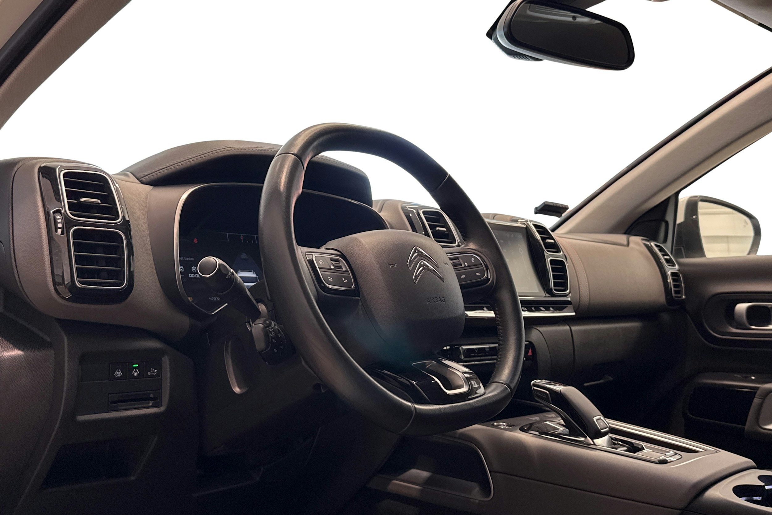 valkoinen Citroën C5 Aircross 2020 kuva 7.