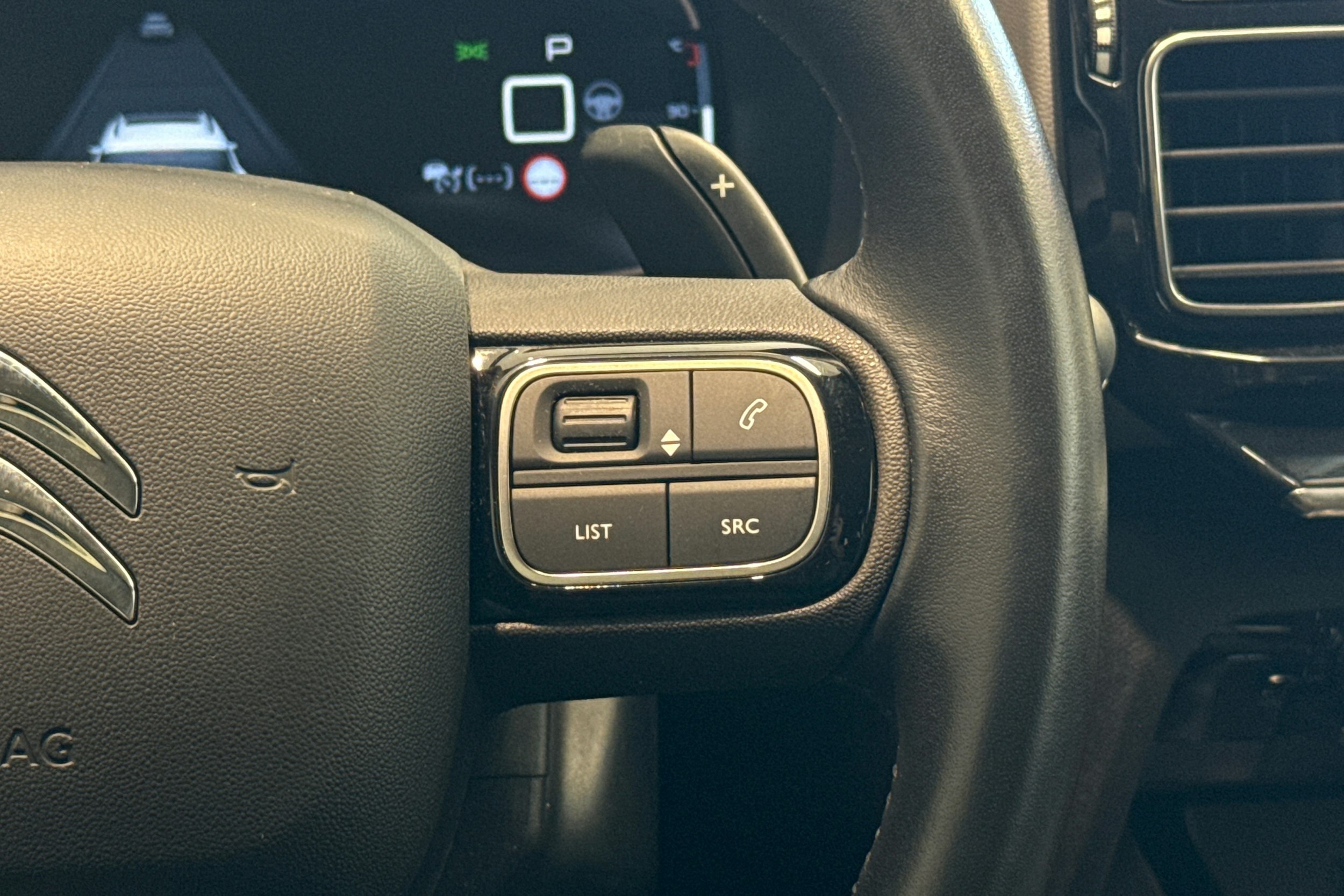 valkoinen Citroën C5 Aircross 2020 kuva 12.