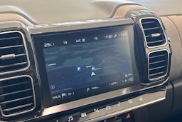 valkoinen Citroën C5 Aircross 2020 kuva 18.