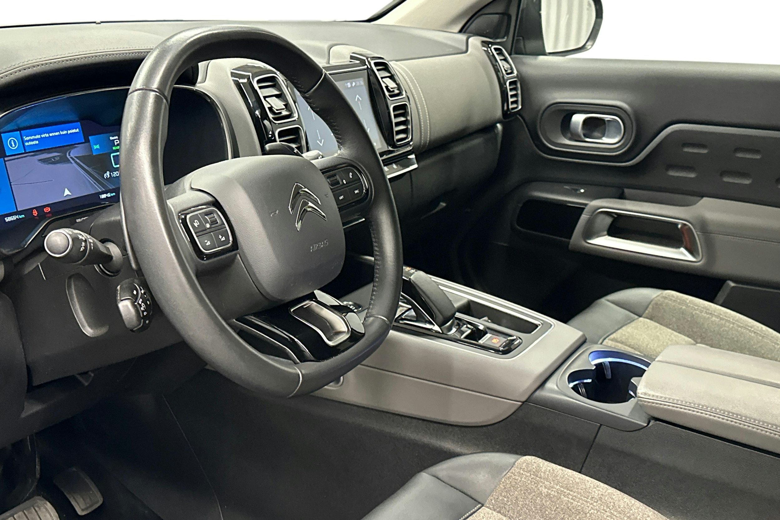 harmaa Citroën C5 Aircross 2021 kuva 7.