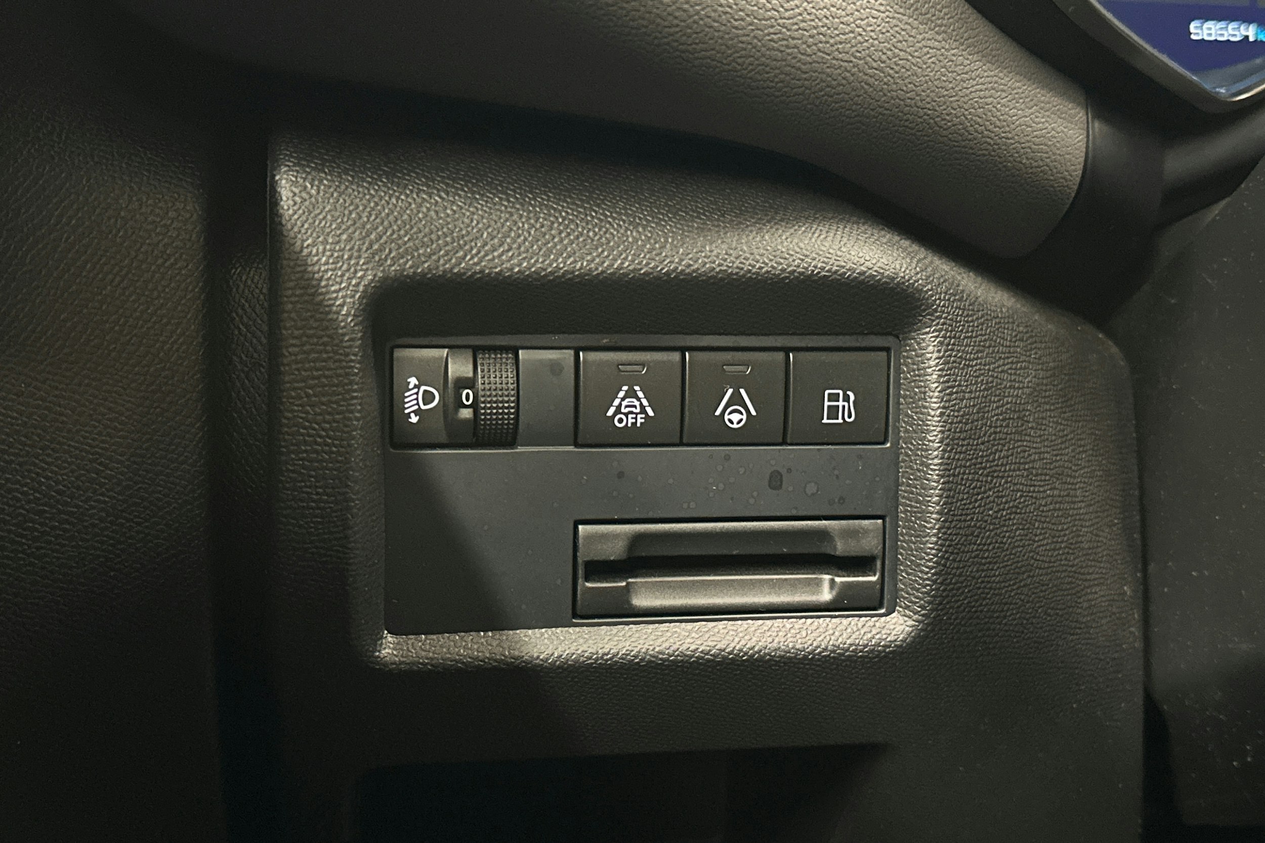 harmaa Citroën C5 Aircross 2021 kuva 18.