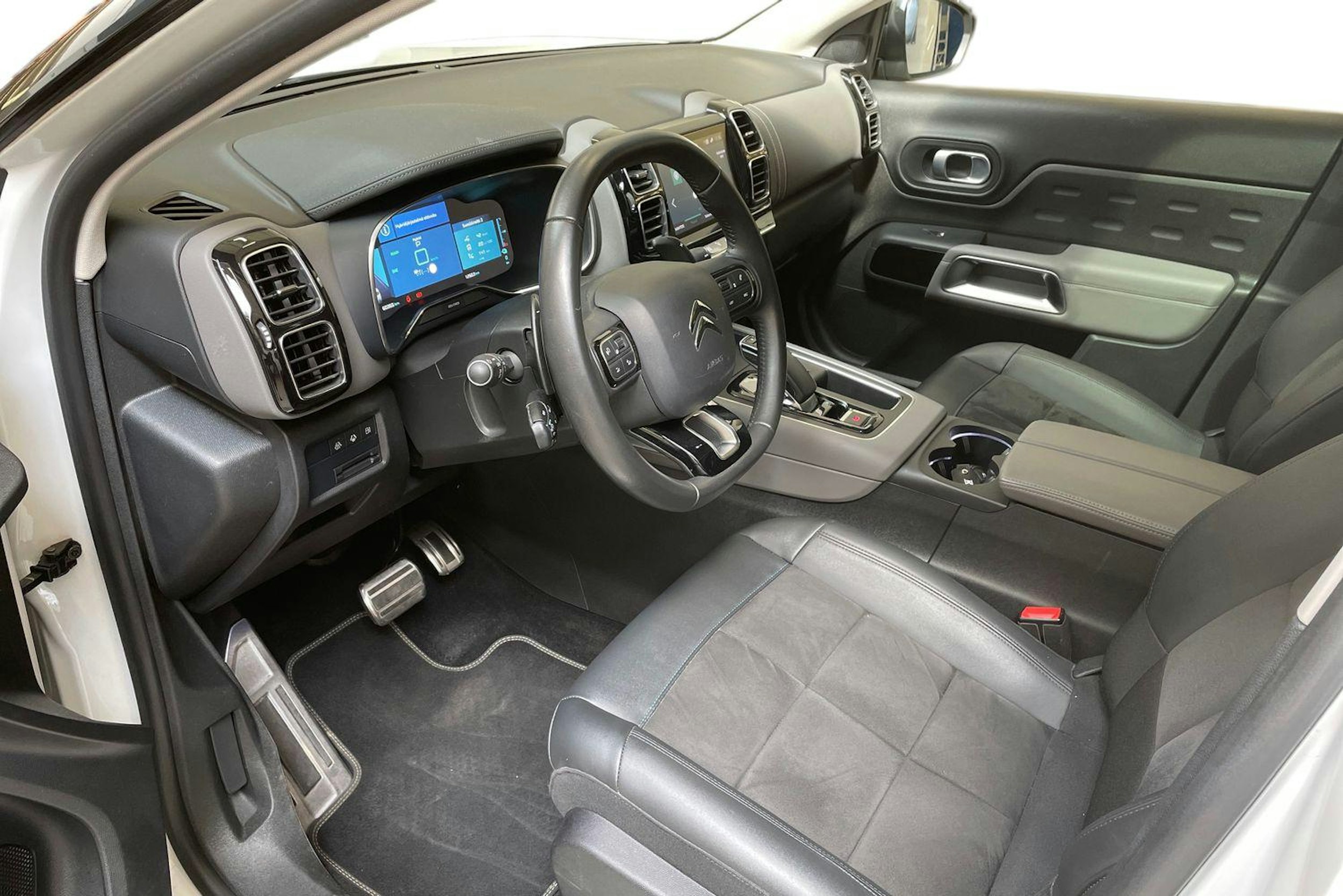valkoinen Citroën C5 Aircross 2022 kuva 7.