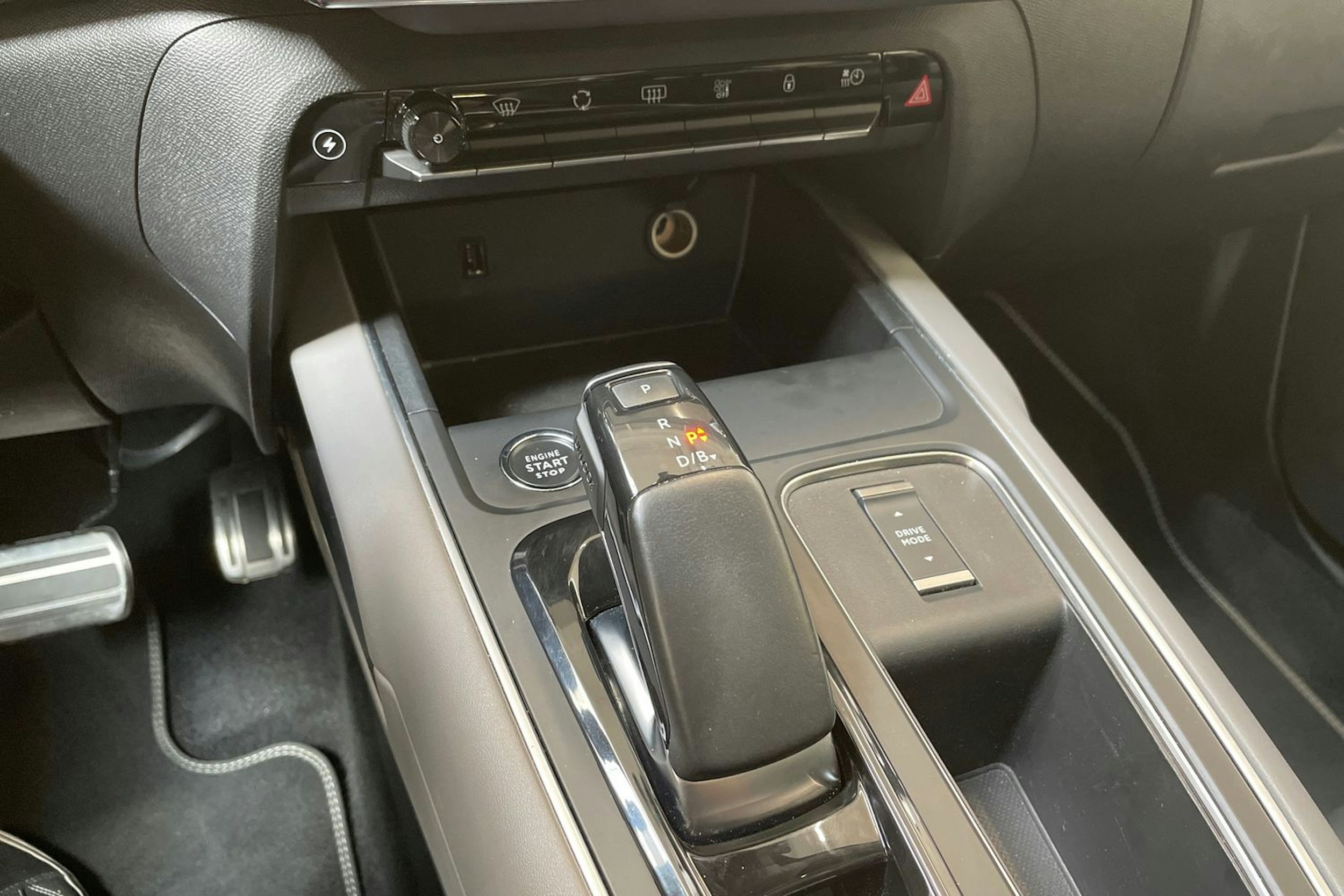 valkoinen Citroën C5 Aircross 2022 kuva 19.