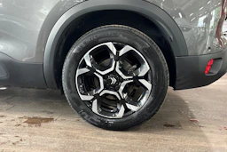 Harmaa Citroën C5 Aircross 2025 kuva 10.