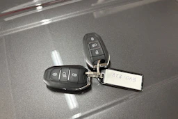 Harmaa Citroën C5 Aircross 2025 kuva 25.