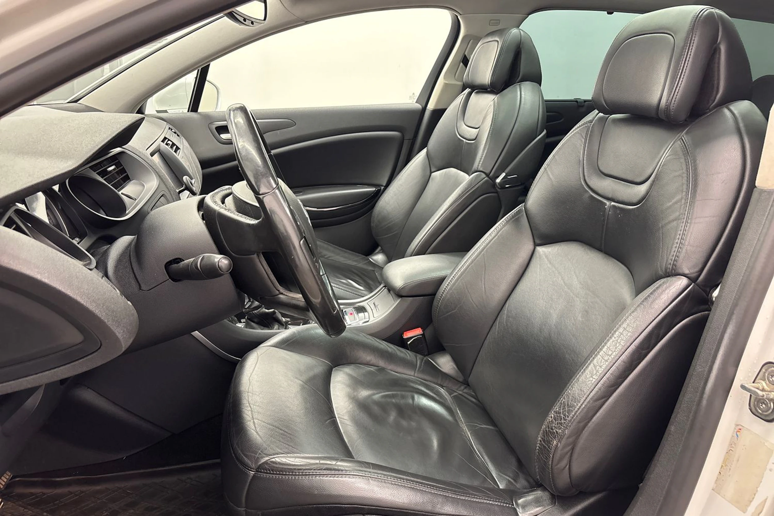 valkoinen Citroën C5 2012 kuva 11.