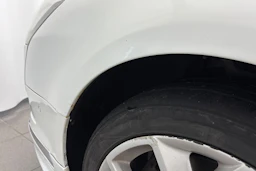 valkoinen Citroën C5 2012 kuva 32.