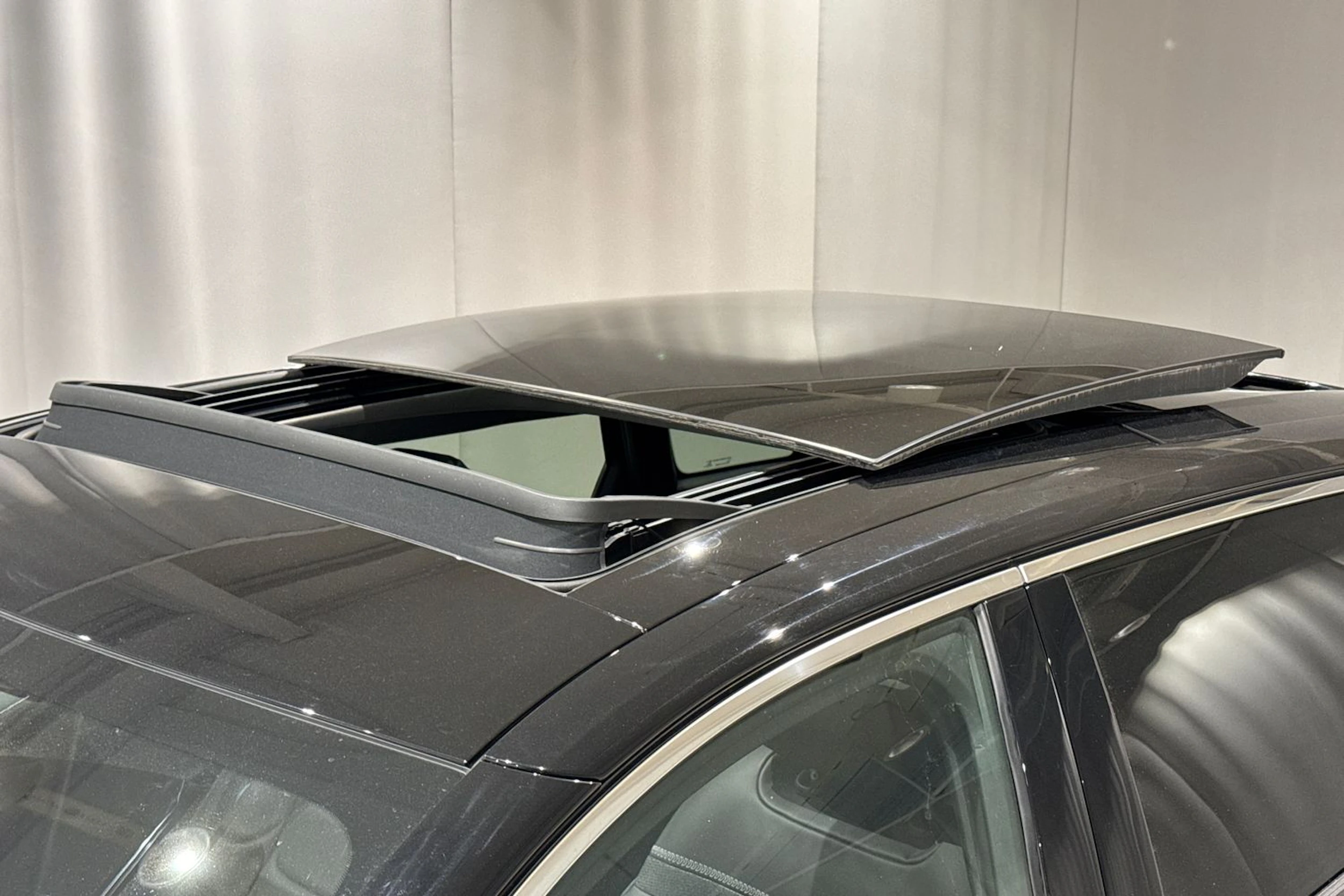 harmaa Citroën C5 X 2022 kuva 13.