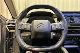 harmaa Citroën C5 X 2022 kuva 17.