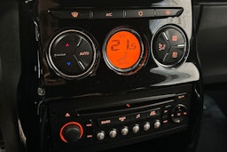 Musta Citroën DS3 2010 kuva 16.