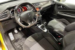 keltainen Citroën DS3 2011 kuva 7.