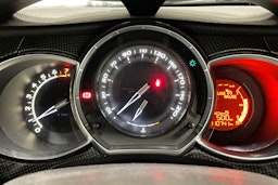 keltainen Citroën DS3 2011 kuva 16.