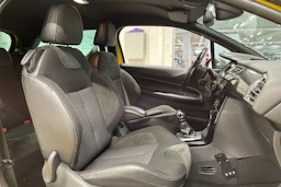 keltainen Citroën DS3 2011 kuva 21.