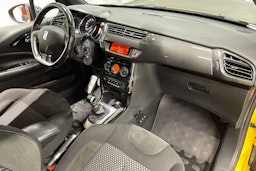 keltainen Citroën DS3 2011 kuva 22.