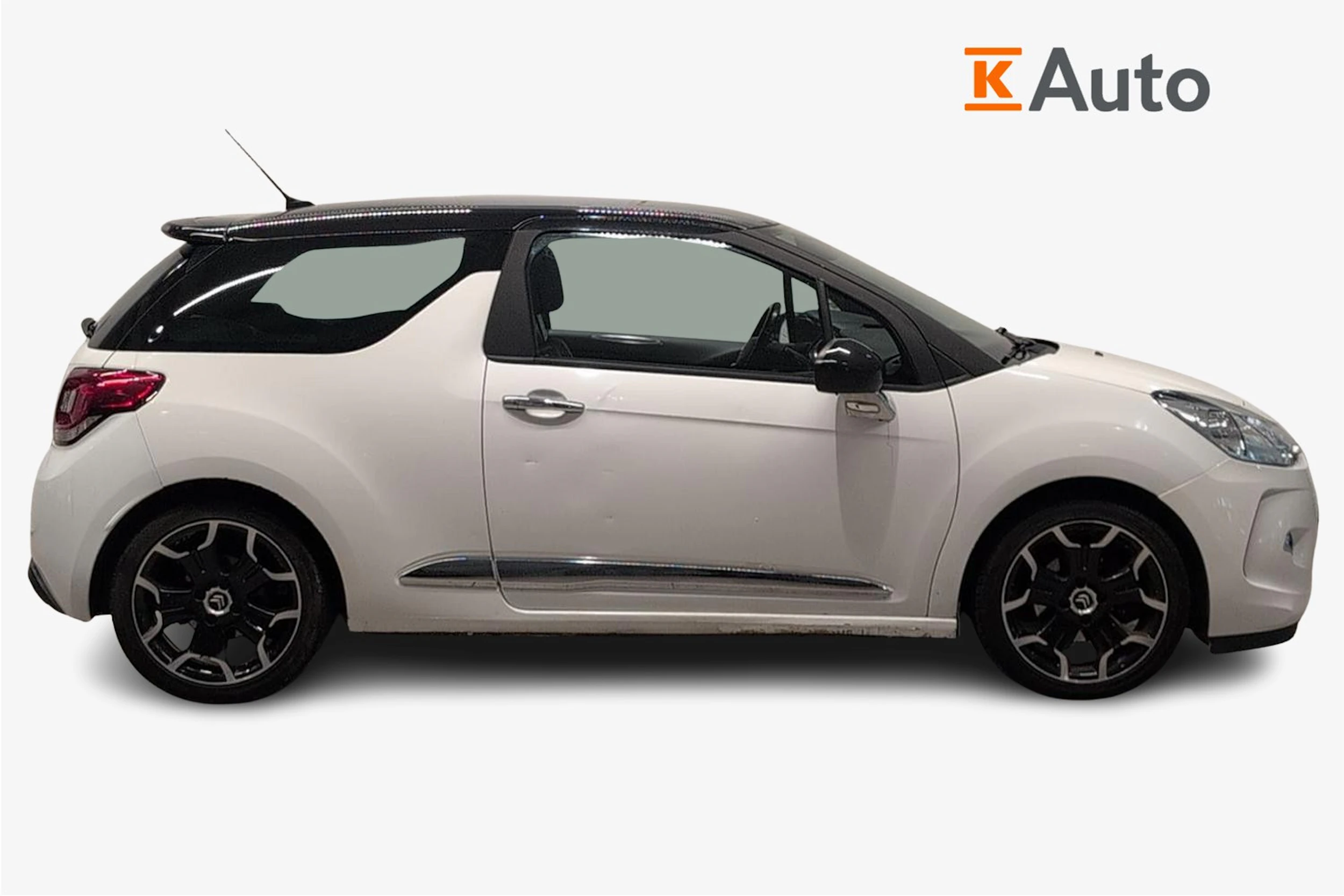 valkoinen Citroën DS3 2011 kuva 5.