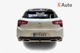 Valkoinen Citroën DS5 2012 kuva 4.
