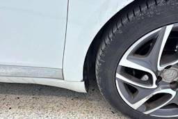 Valkoinen Citroën DS5 2012 kuva 31.