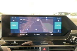 valkoinen Citroën e-C4 X 2022 kuva 23.
