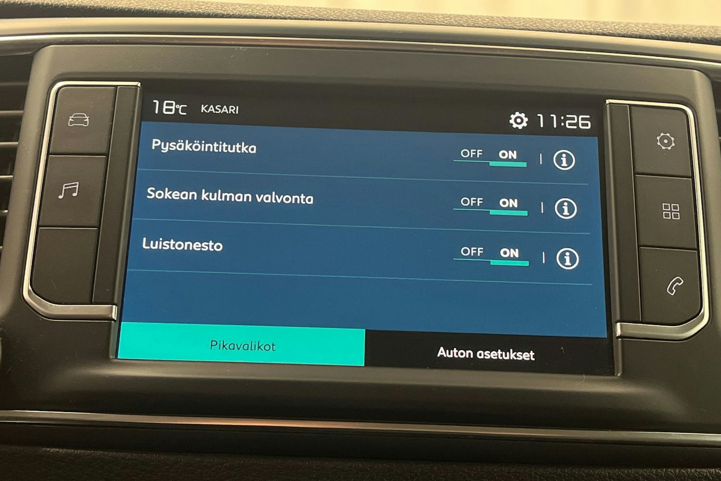 met. musta Citroën e-Jumpy 2022 kuva 25.