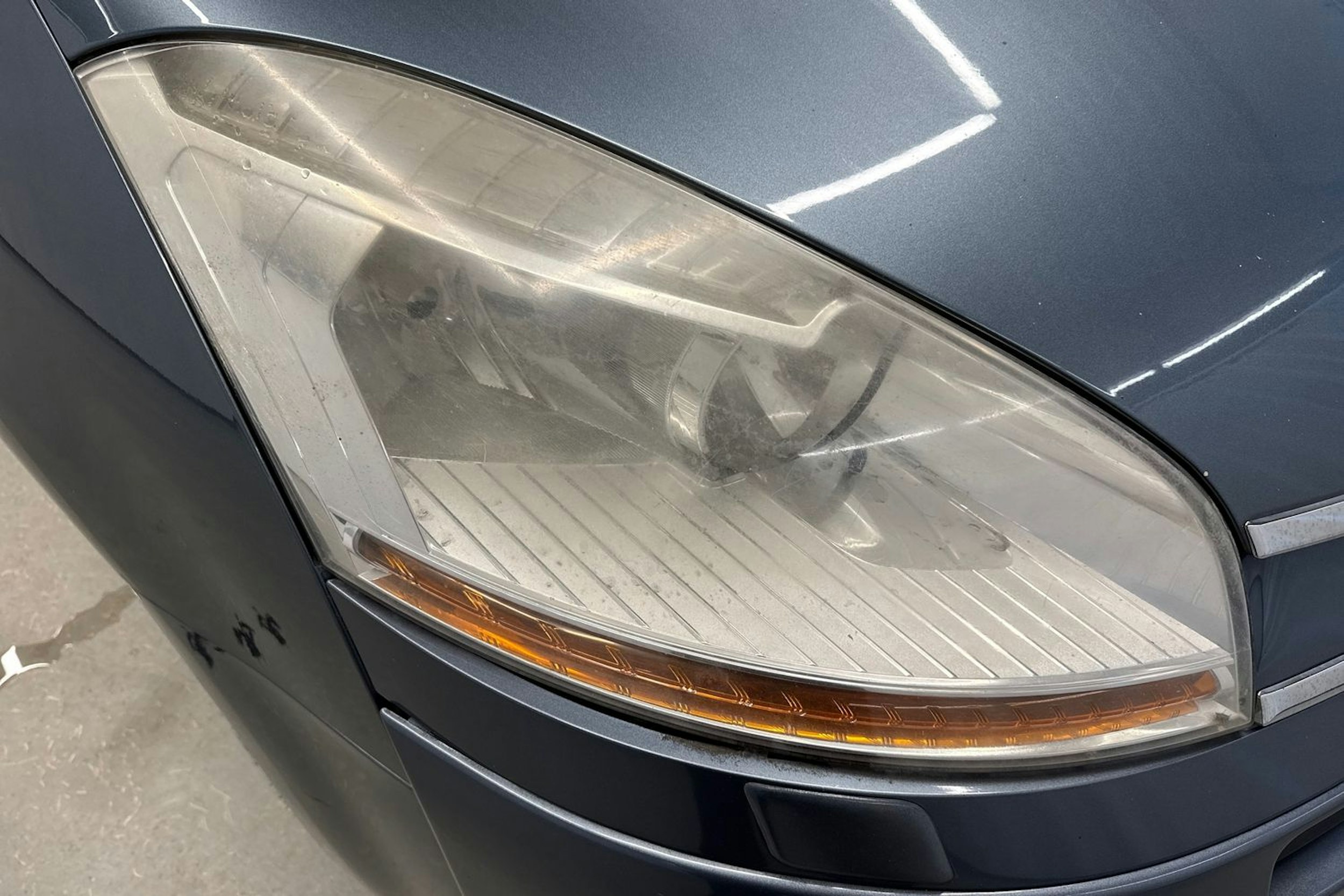 harmaa Citroën Grand C4 Picasso 2008 kuva 20.