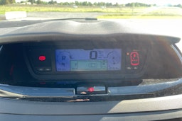 punainen Citroën Grand C4 Picasso 2009 kuva 16.
