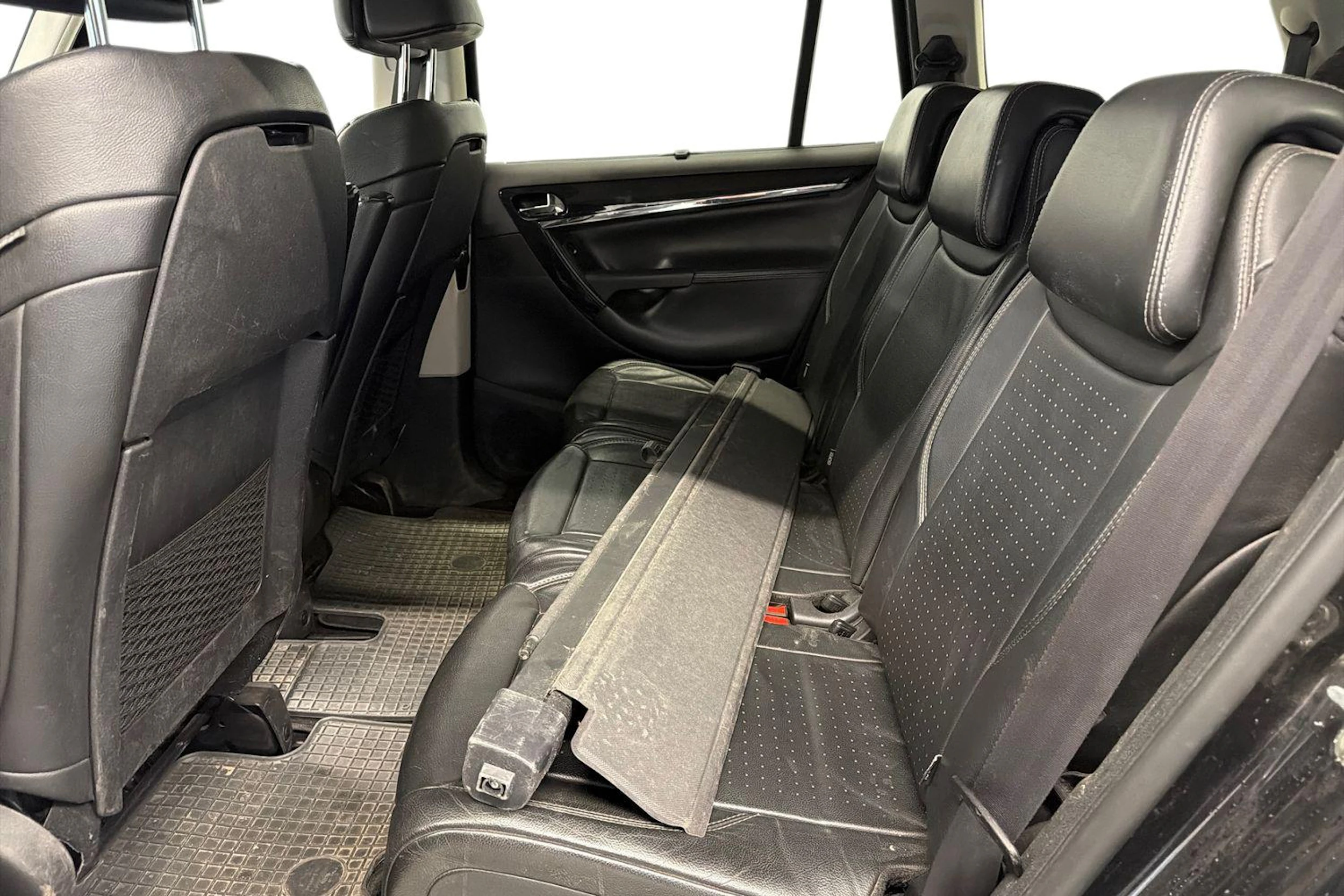 musta Citroën Grand C4 Picasso 2010 kuva 7.