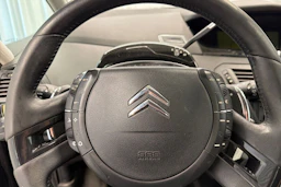musta Citroën Grand C4 Picasso 2010 kuva 16.