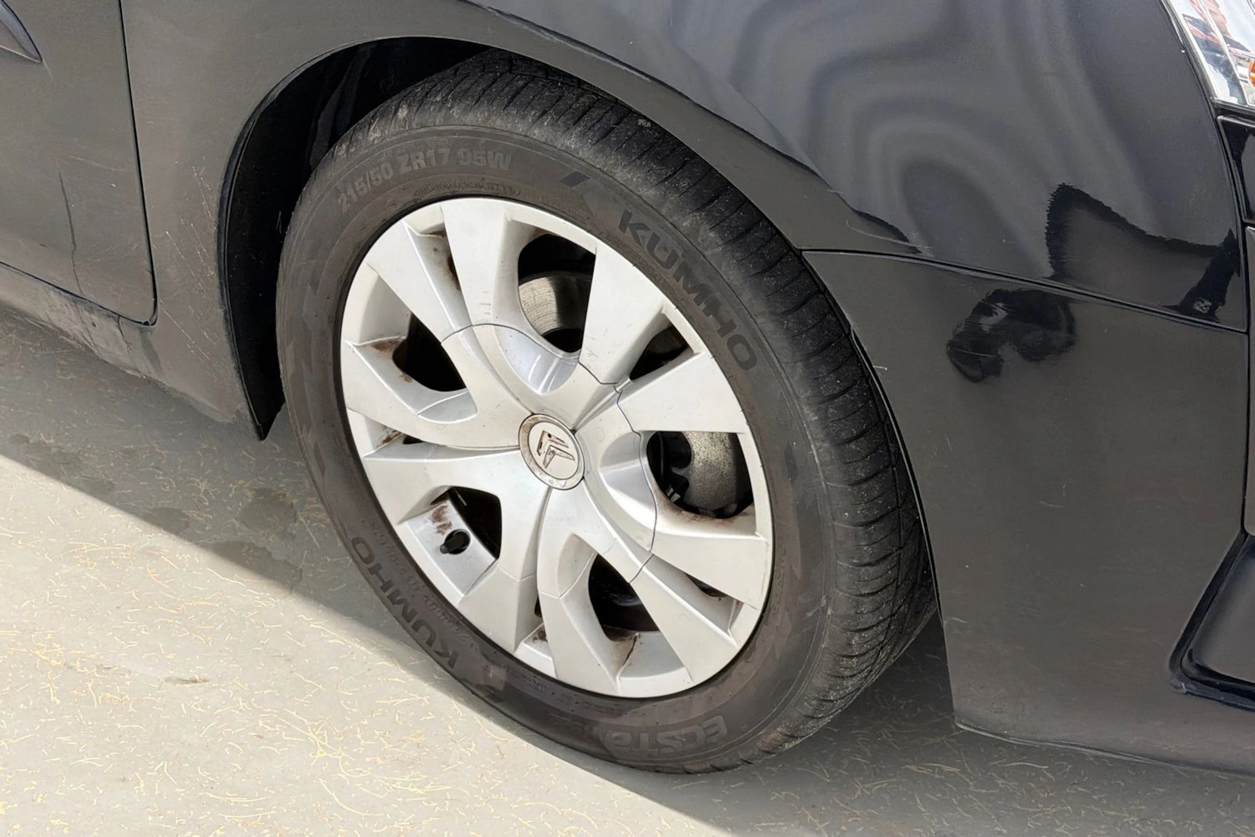 musta Citroën Grand C4 Picasso 2010 kuva 25.
