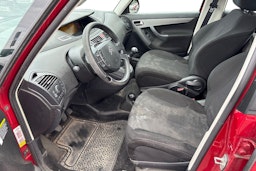 Punainen Citroën Grand C4 Picasso 2012 kuva 6.