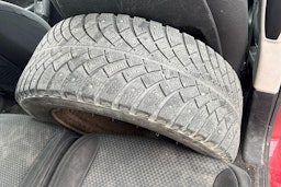 Punainen Citroën Grand C4 Picasso 2012 kuva 9.