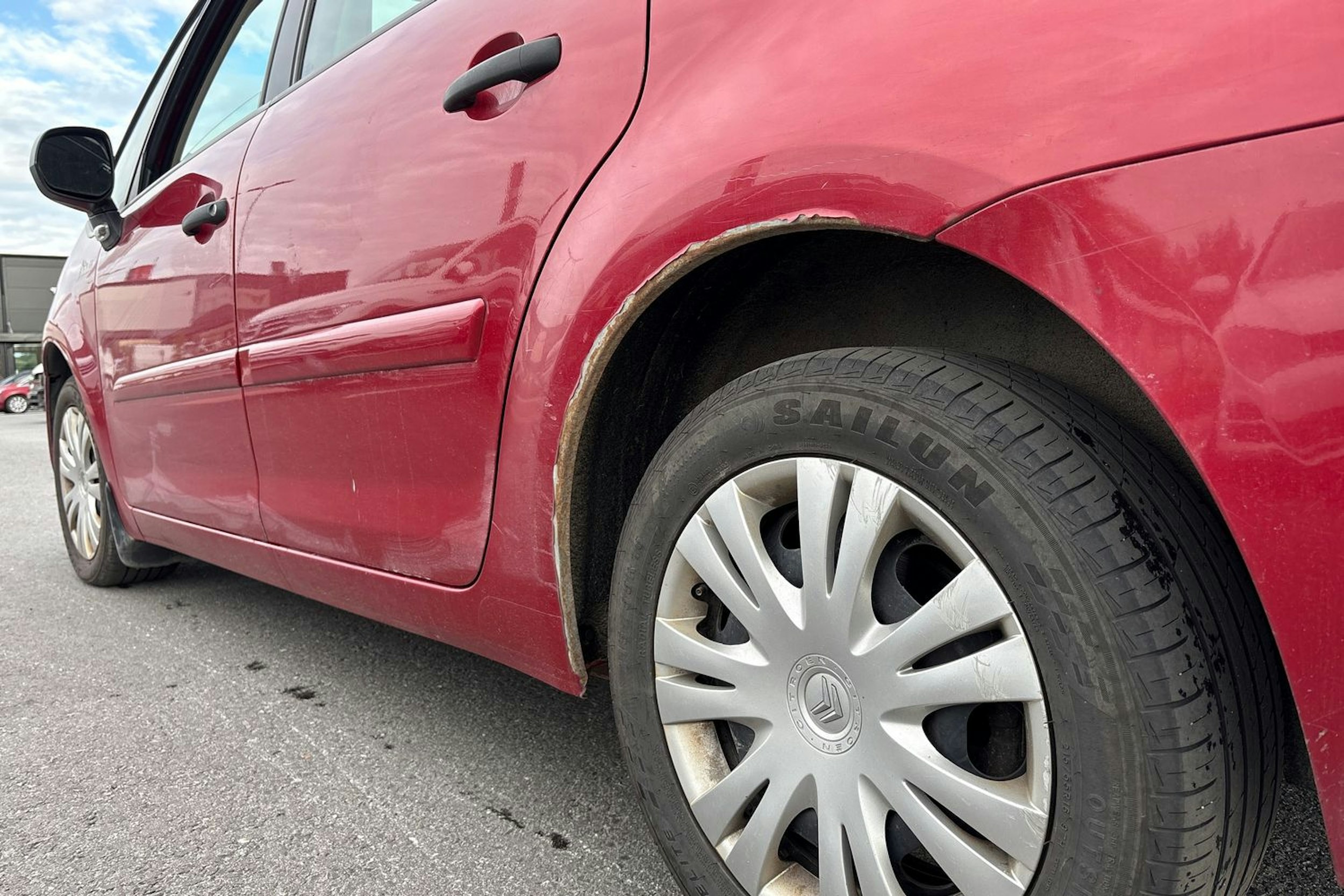 Punainen Citroën Grand C4 Picasso 2012 kuva 11.
