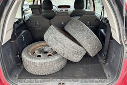 Punainen Citroën Grand C4 Picasso 2012 kuva 12.