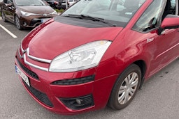 Punainen Citroën Grand C4 Picasso 2012 kuva 17.